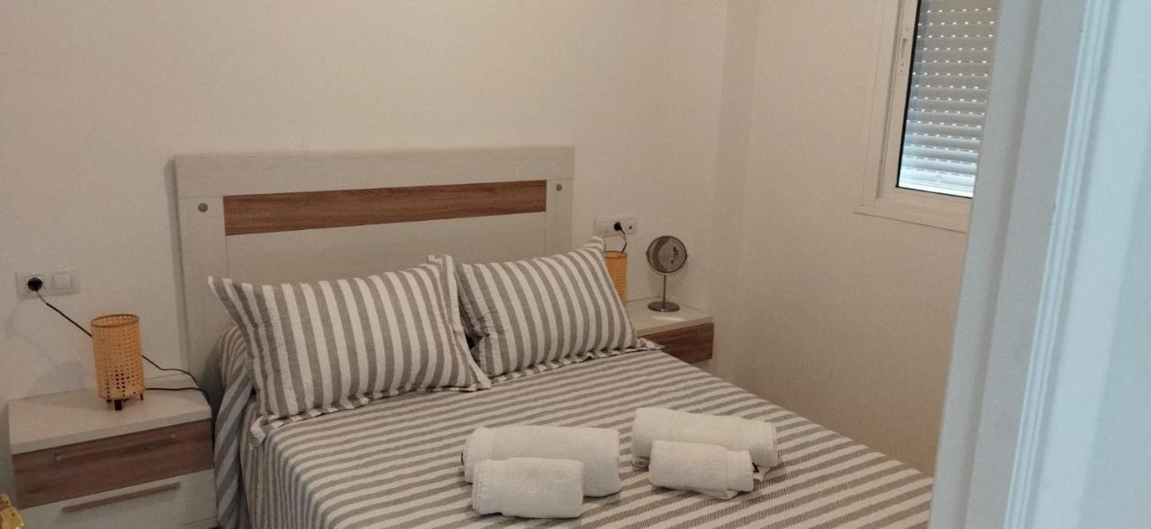 Apartamentos Costa De La Luz Playa ロタ エクステリア 写真